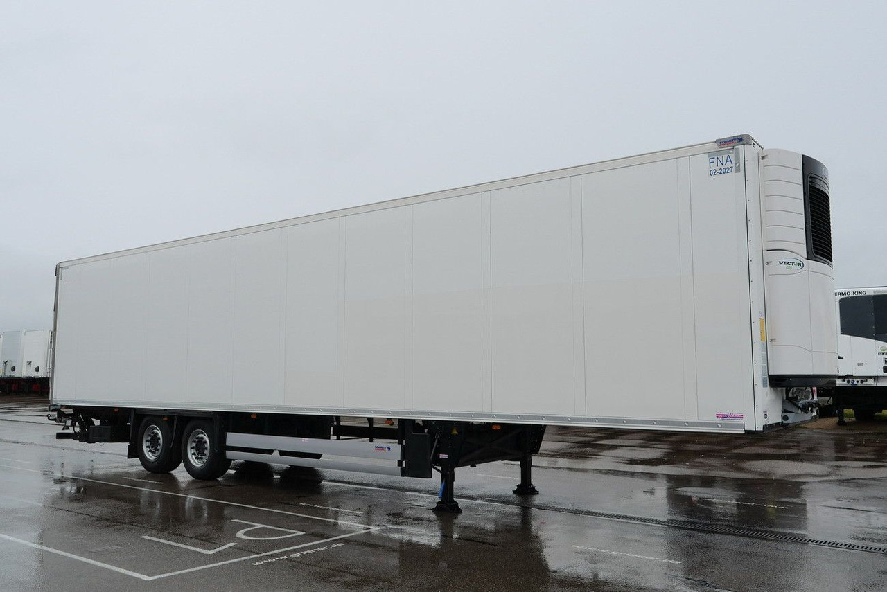 Schmitz Cargobull SKO 18 /LBW BÄR 2500 kg / CARRIER 1550 / LIFT - Semireboque furgão: foto 3 Schmitz Cargobull SKO 18 /LBW BÄR 2500 kg / CARRIER 1550 / LIFT - Semireboque furgão: foto 3