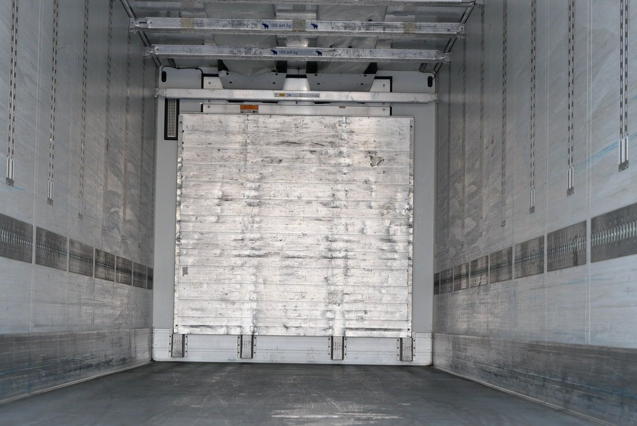 Semireboque frigorífico Schmitz Cargobull SKO 24/CARRIER 1550 VECTOR /DOPPELSTOCK /BLUMEN/: foto 22 Semireboque frigorífico Schmitz Cargobull SKO 24/CARRIER 1550 VECTOR /DOPPELSTOCK /BLUMEN/: foto 22