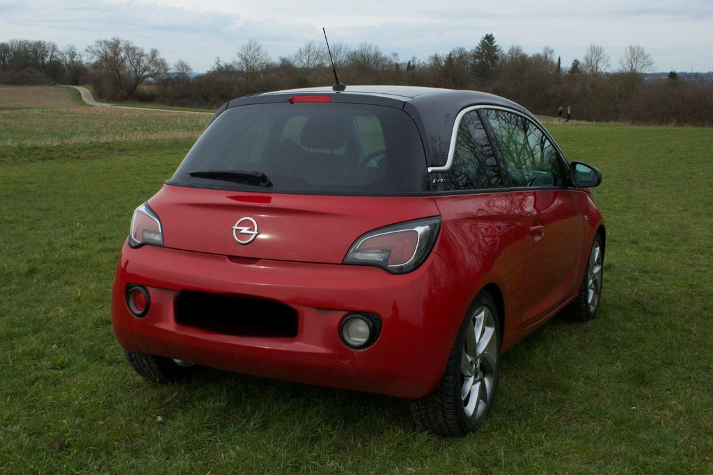 Opel Adam Slam - Sedã: foto 3 Opel Adam Slam - Sedã: foto 3