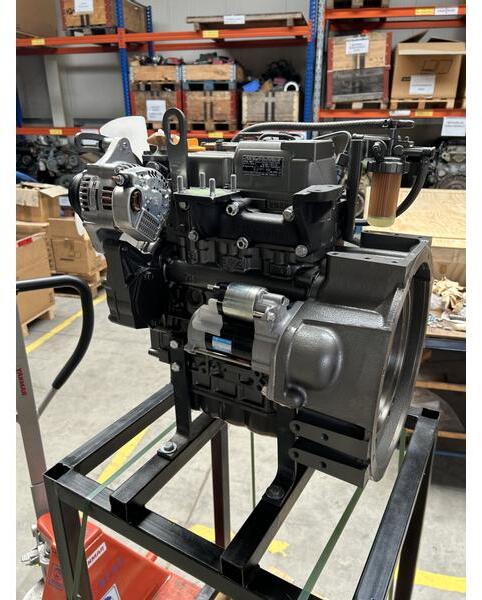 Yanmar Yanmar Motor 3TNV70 - Motor de Máquina de construção: foto 4 Yanmar Yanmar Motor 3TNV70 - Motor de Máquina de construção: foto 4