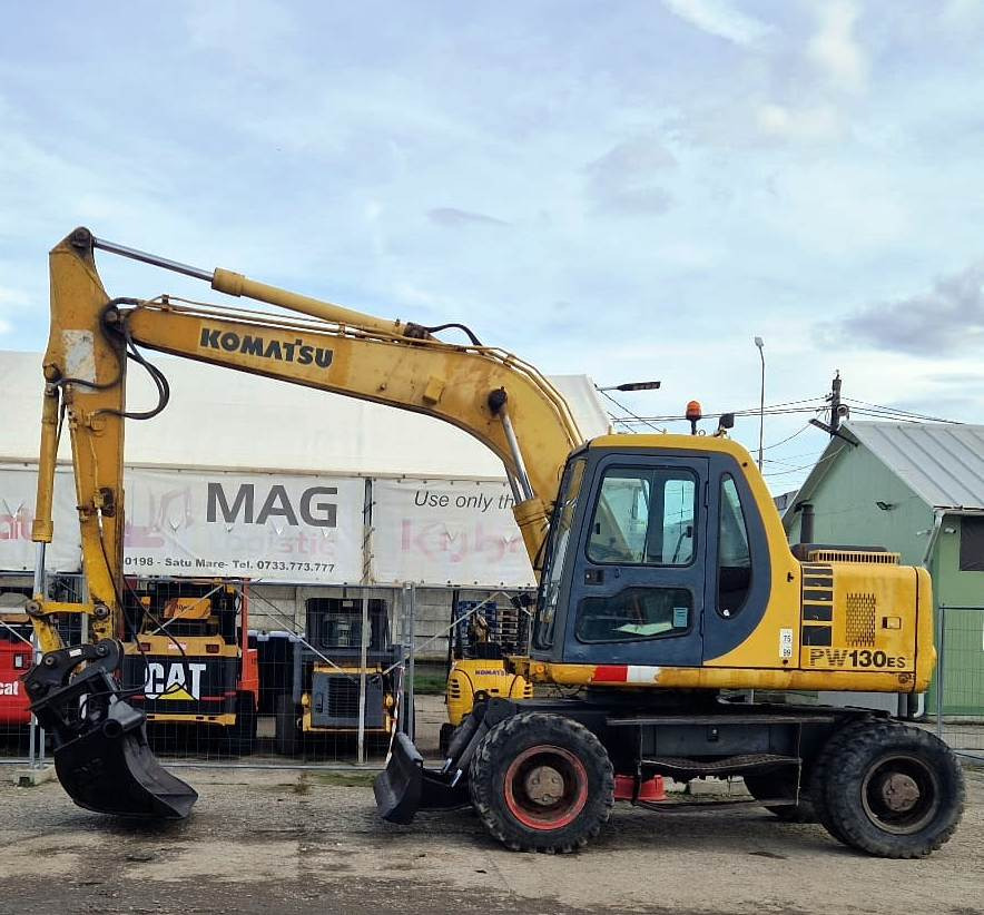 KOMATSU PW130 ES-6K - Escavadeira de rodas: foto 3 KOMATSU PW130 ES-6K - Escavadeira de rodas: foto 3