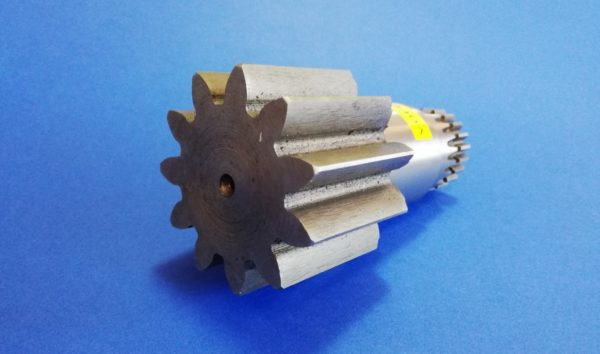 010340A Wałek silnika obrotu JCB 8018 - Motor de giro de Máquina de construção: foto 4 010340A Wałek silnika obrotu JCB 8018 - Motor de giro de Máquina de construção: foto 4