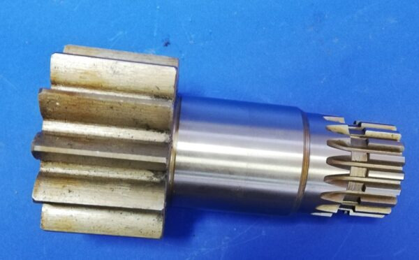 010500A Wałek silnika obrotu CAT 305.5 - Motor de giro de Máquina de construção: foto 4 010500A Wałek silnika obrotu CAT 305.5 - Motor de giro de Máquina de construção: foto 4