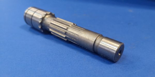 040010A / 6653052 Wałek silnika jazdy do Bobcat 325 - Motor hidráulico de Máquina de construção: foto 1 040010A / 6653052 Wałek silnika jazdy do Bobcat 325 - Motor hidráulico de Máquina de construção: foto 1