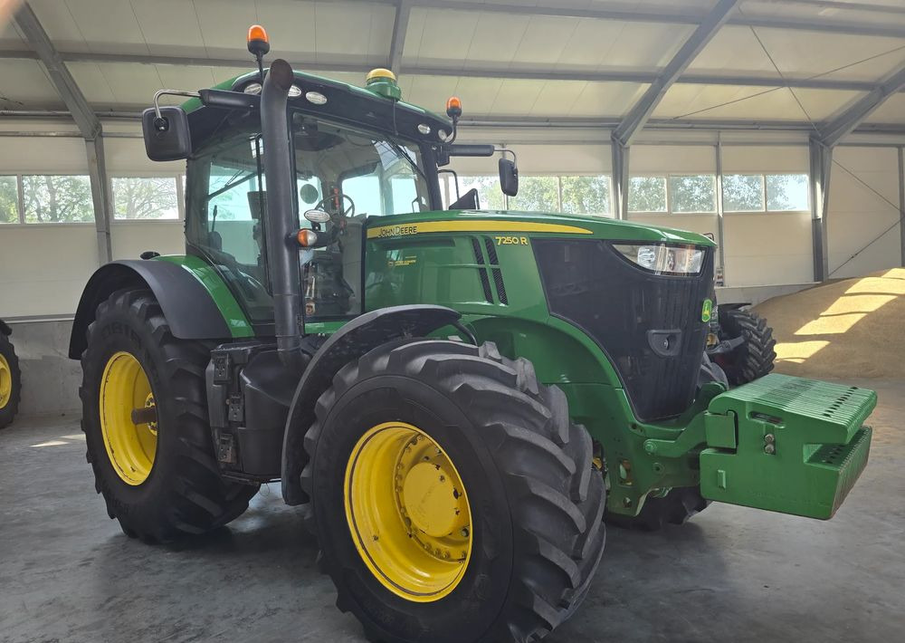 John Deere 7250R - Trator: foto 2 John Deere 7250R - Trator: foto 2