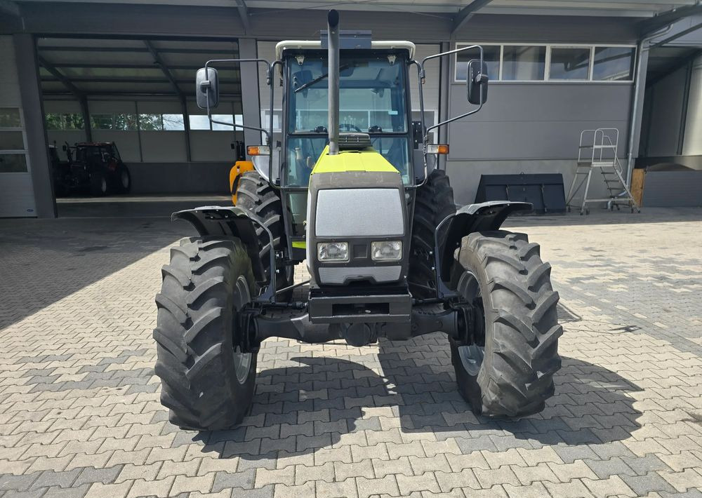 Valtra 800 - Trator: foto 3 Valtra 800 - Trator: foto 3