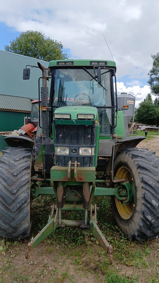 JOHN DEERE 7800 - Trator: foto 4 JOHN DEERE 7800 - Trator: foto 4