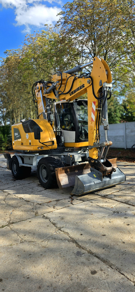 Liebherr A 914 COMPACT - Escavadeira de rodas: foto 1 Liebherr A 914 COMPACT - Escavadeira de rodas: foto 1