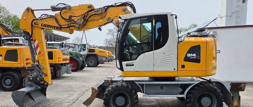 Liebherr A 914 COMPACT - Escavadeira de rodas: foto 3 Liebherr A 914 COMPACT - Escavadeira de rodas: foto 3