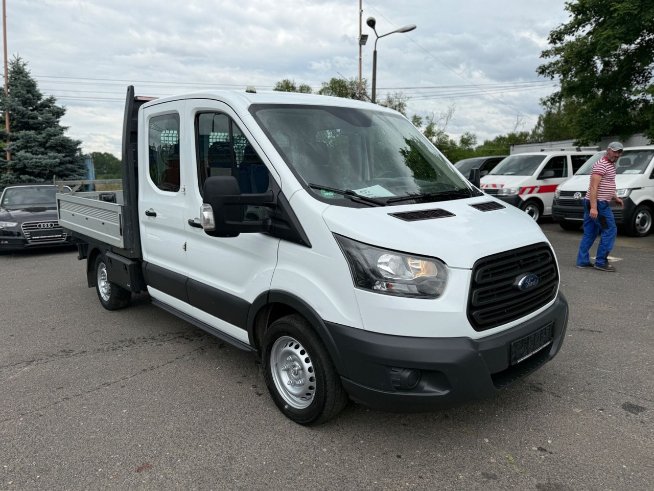 Ford Transit Pritsche 310 L2 Doppelkabine - Furgão caixa aberta, Carrinha cabine dupla: foto 2 Ford Transit Pritsche 310 L2 Doppelkabine - Furgão caixa aberta, Carrinha cabine dupla: foto 2