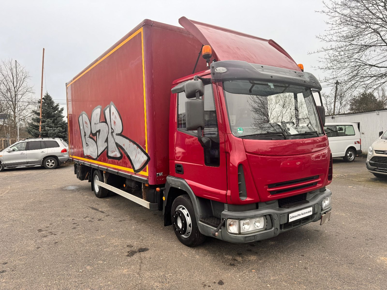 Iveco ML 80 E 21 - Carrinha de contentor: foto 2 Iveco ML 80 E 21 - Carrinha de contentor: foto 2