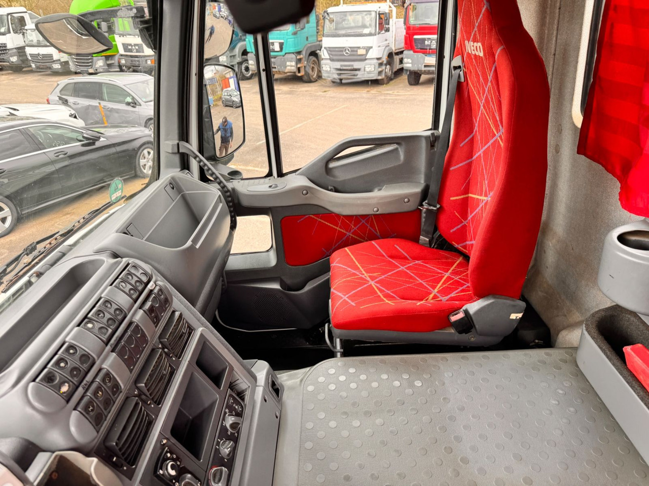 Caminhão basculante Iveco Magirus 450 6x6 Kipper: foto 12