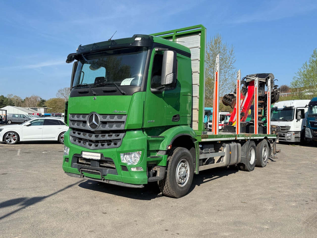 Mercedes-Benz Actros 2571 Holztransporter mit Kran - Caminhão florestal, Caminhão grua: foto 3 Mercedes-Benz Actros 2571 Holztransporter mit Kran - Caminhão florestal, Caminhão grua: foto 3