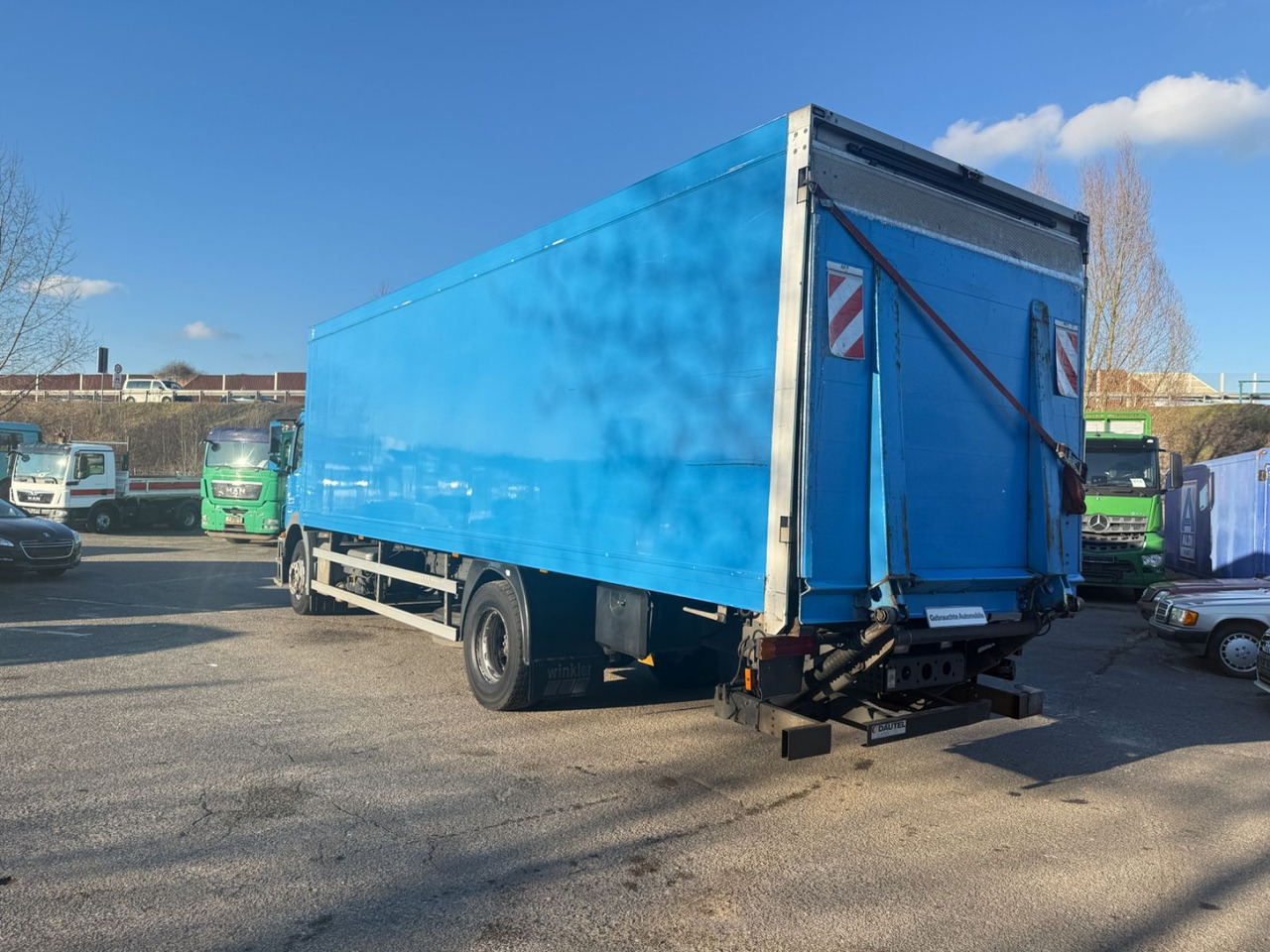 Mercedes-Benz Axor 1824 Kühlkoffer Lbw Klima - Caminhão frigorífico: foto 5 Mercedes-Benz Axor 1824 Kühlkoffer Lbw Klima - Caminhão frigorífico: foto 5