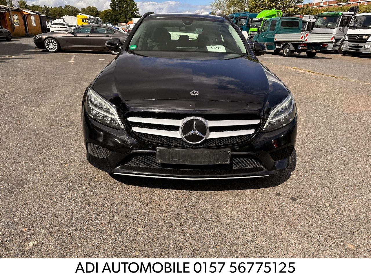 Mercedes-Benz C Klasse T-Modell C 200 d T - Automóvel: foto 1 Mercedes-Benz C Klasse T-Modell C 200 d T - Automóvel: foto 1