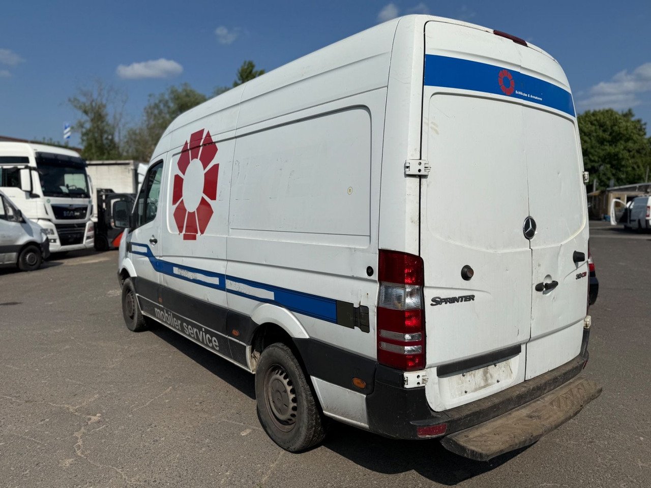 Mercedes-Benz Sprinter II Kasten 313 CDI MOTORSCHADEN !!! - Furgão: foto 5 Mercedes-Benz Sprinter II Kasten 313 CDI MOTORSCHADEN !!! - Furgão: foto 5