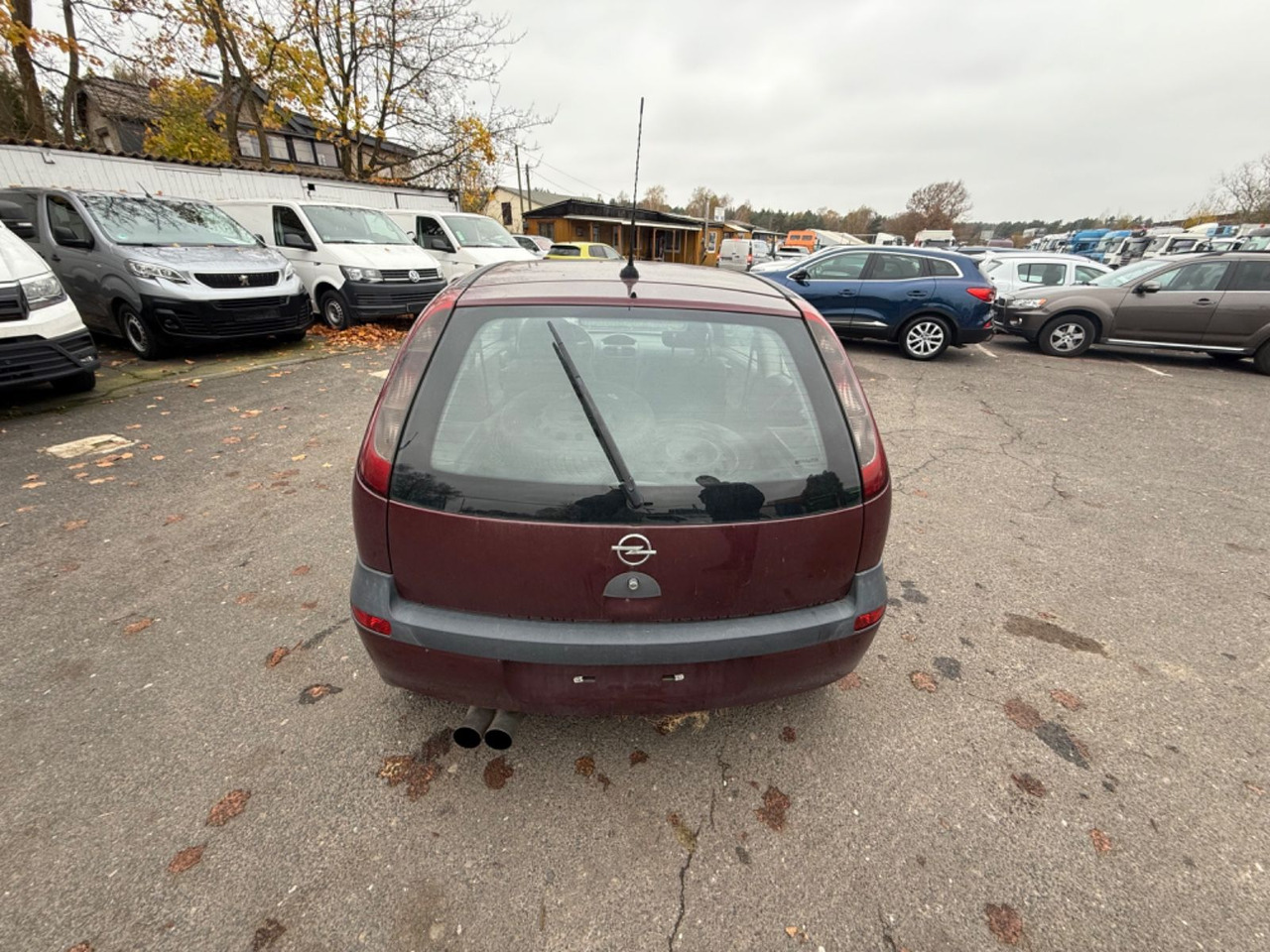 Opel Corsa 1.4 16V Elegance - Sedã: foto 5 Opel Corsa 1.4 16V Elegance - Sedã: foto 5