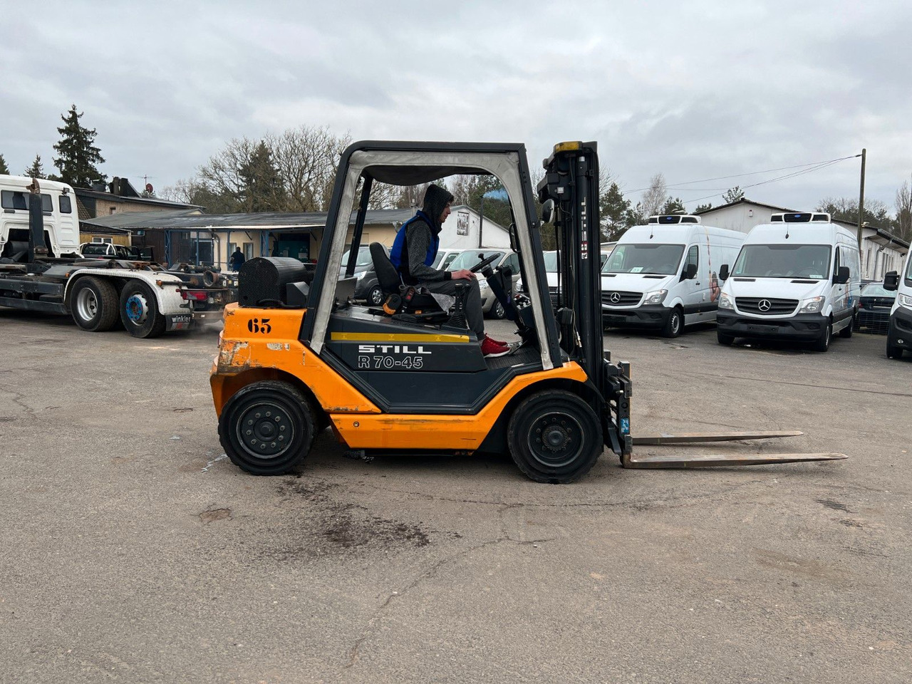 Still R 70 45 - Empilhadeira a diesel: foto 3 Still R 70 45 - Empilhadeira a diesel: foto 3