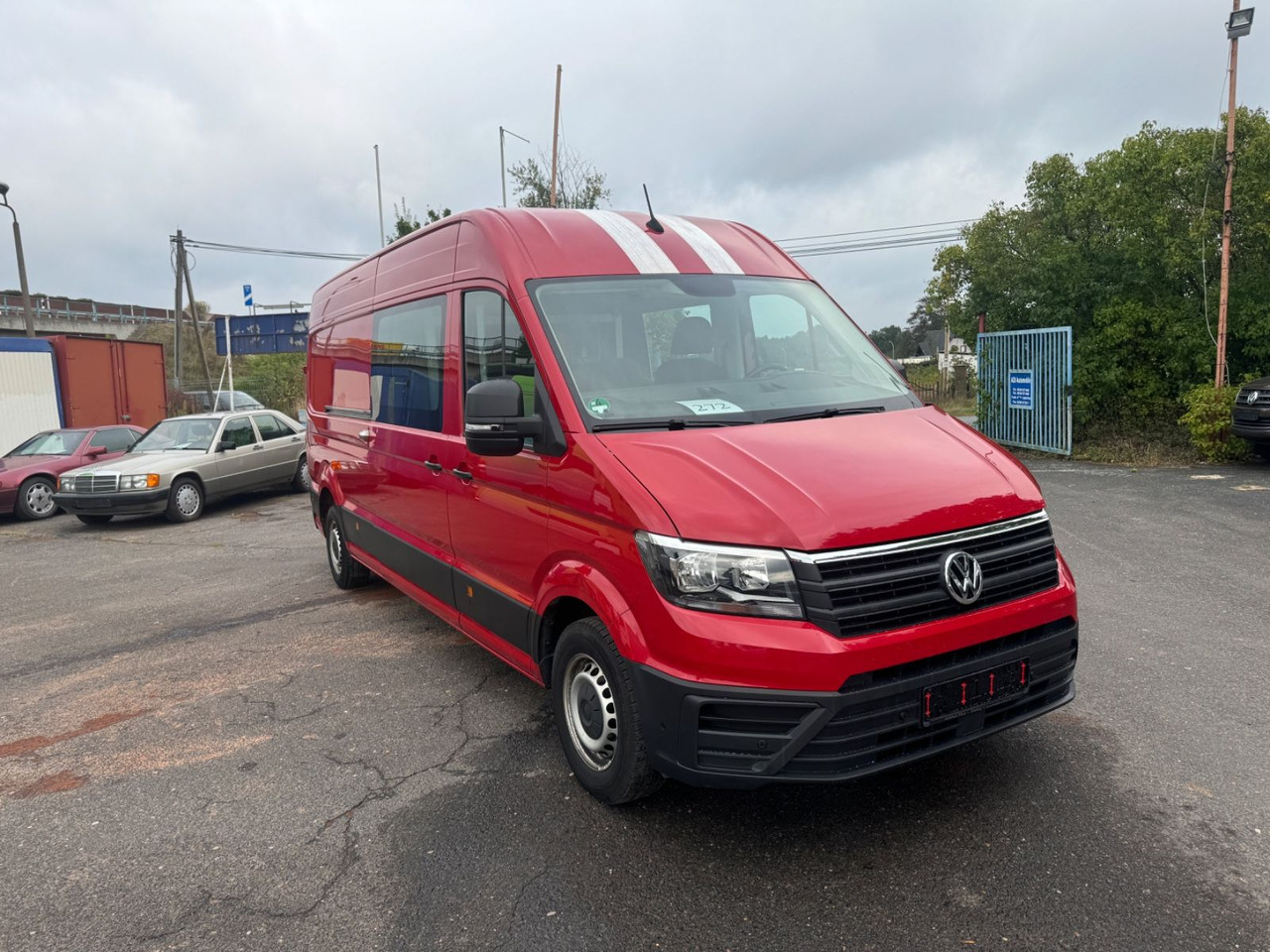Volkswagen Crafter Kasten Kasten 35 lang Hochdach FWD - Furgão: foto 2 Volkswagen Crafter Kasten Kasten 35 lang Hochdach FWD - Furgão: foto 2