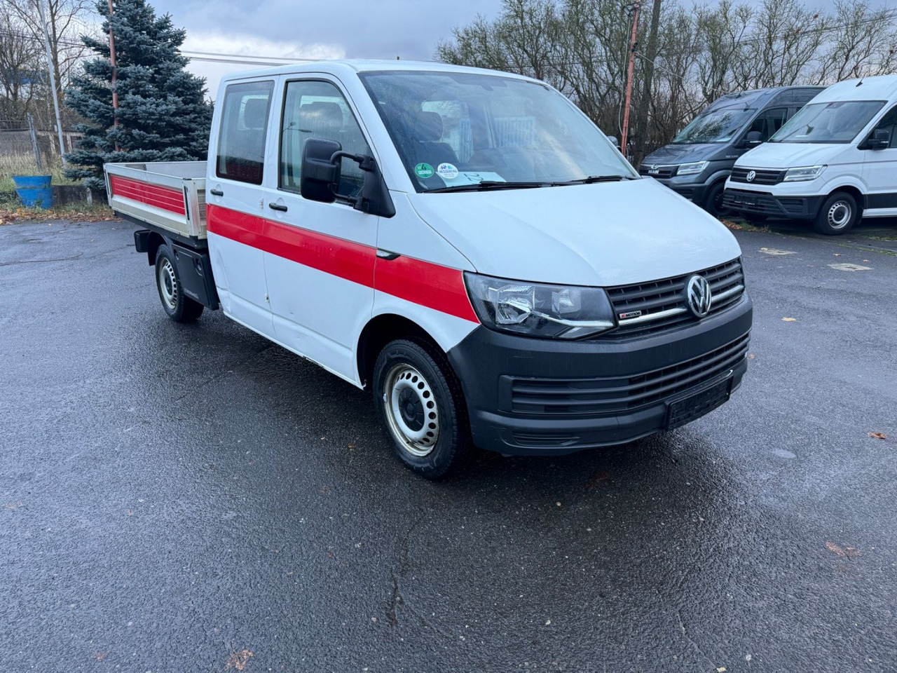 Volkswagen T6 Automatik Pritsche lang Doppelkabine - Furgão caixa aberta: foto 1 Volkswagen T6 Automatik Pritsche lang Doppelkabine - Furgão caixa aberta: foto 1