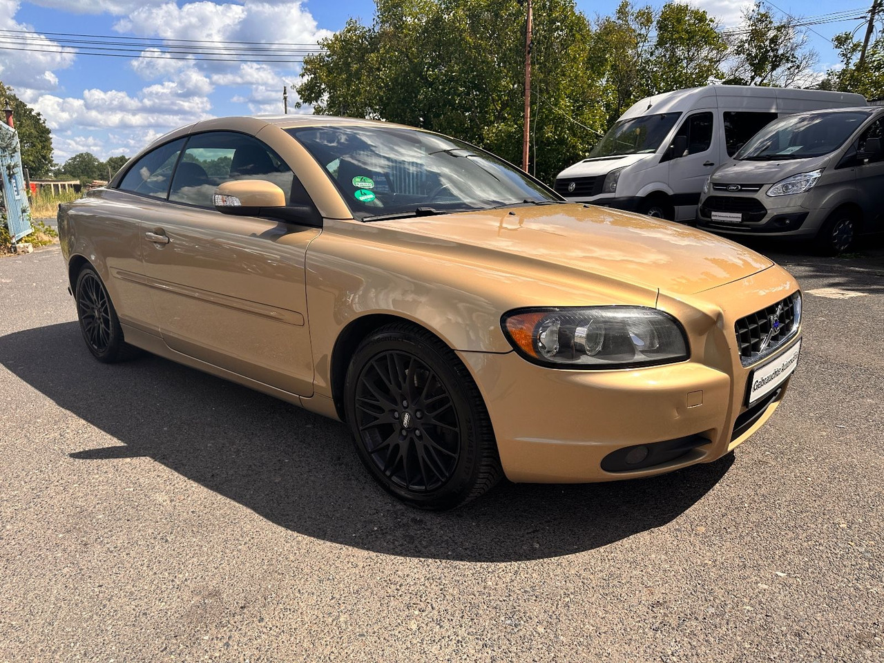Volvo C70 Cabriolet 2.4 Kinetic Benzin/Flüssiggas - Automóvel: foto 2 Volvo C70 Cabriolet 2.4 Kinetic Benzin/Flüssiggas - Automóvel: foto 2