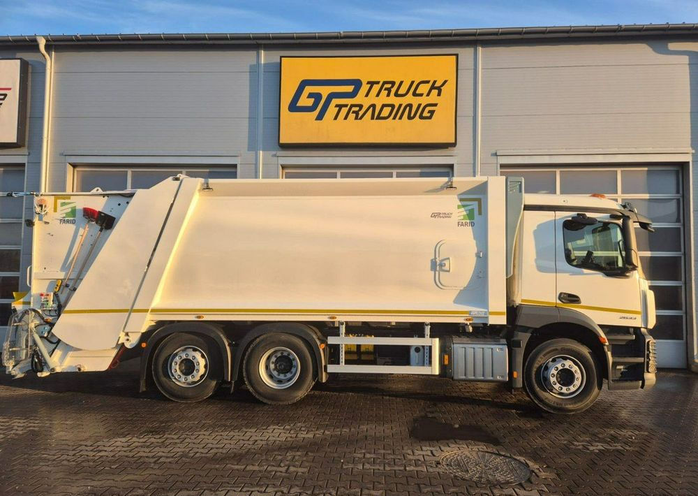 Mercedes-Benz Actros 2633, śmieciarka Farid - Caminhão de lixo: foto 3 Mercedes-Benz Actros 2633, śmieciarka Farid - Caminhão de lixo: foto 3