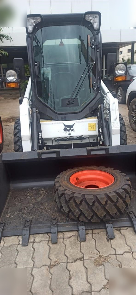 BOBCAT S450 - Mini carregadeira: foto 4 BOBCAT S450 - Mini carregadeira: foto 4