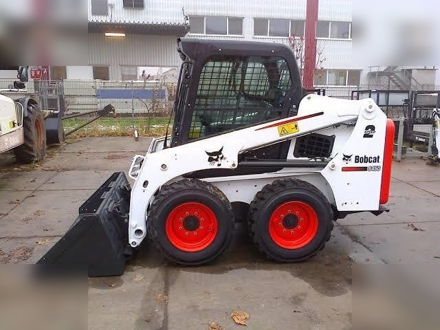 BOBCAT S450 - Mini carregadeira: foto 1 BOBCAT S450 - Mini carregadeira: foto 1
