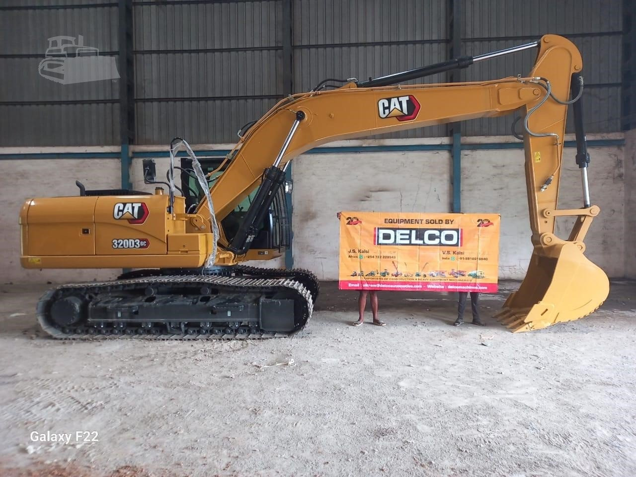 CATERPILLAR 320D3GC - Escavadora de rastos: foto 1 CATERPILLAR 320D3GC - Escavadora de rastos: foto 1