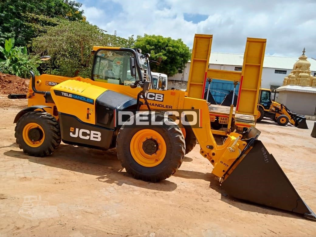 JCB 530-70 - Empilhador telescópico: foto 2 JCB 530-70 - Empilhador telescópico: foto 2