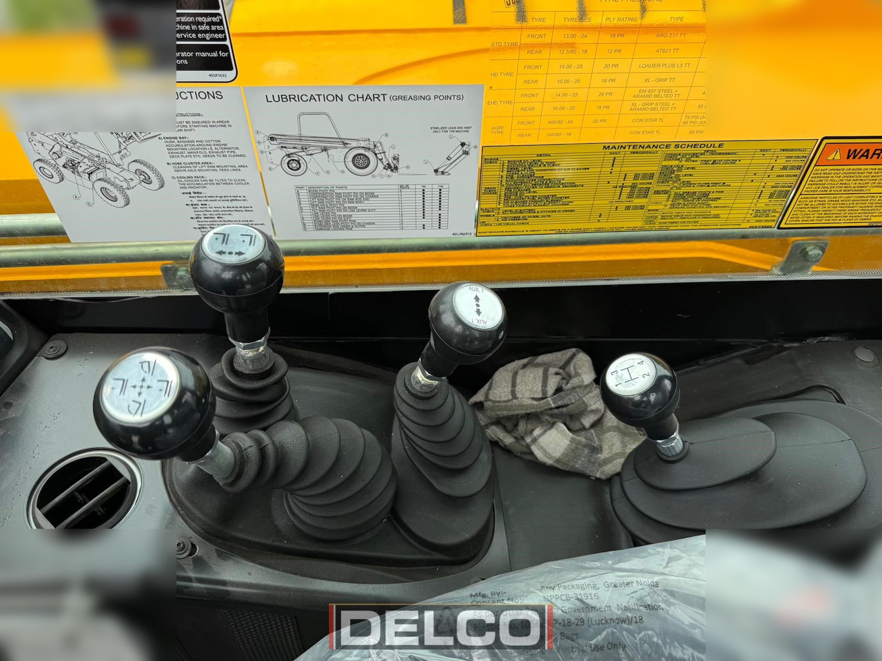Empilhador telescópico nuevo JCB 540-70: foto 11