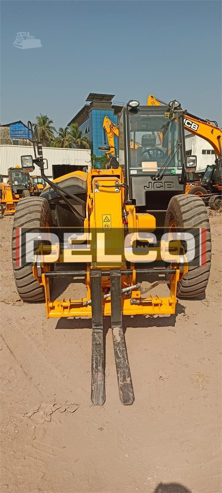 Empilhador telescópico nuevo JCB 540-70: foto 11