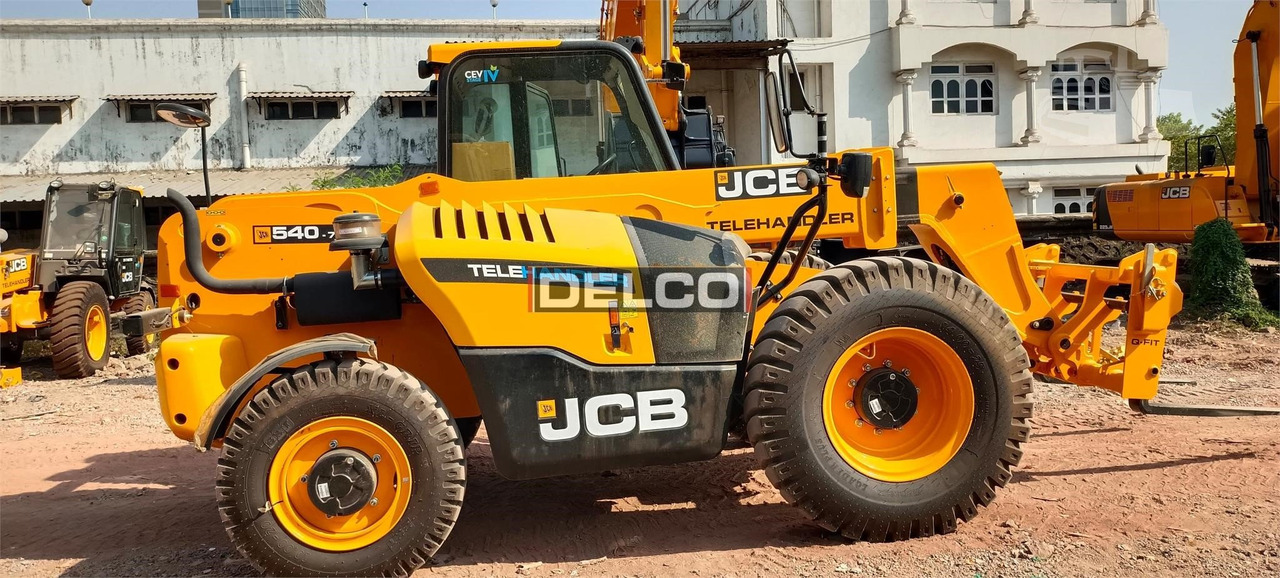 JCB 540-70 - Empilhador telescópico: foto 1 JCB 540-70 - Empilhador telescópico: foto 1