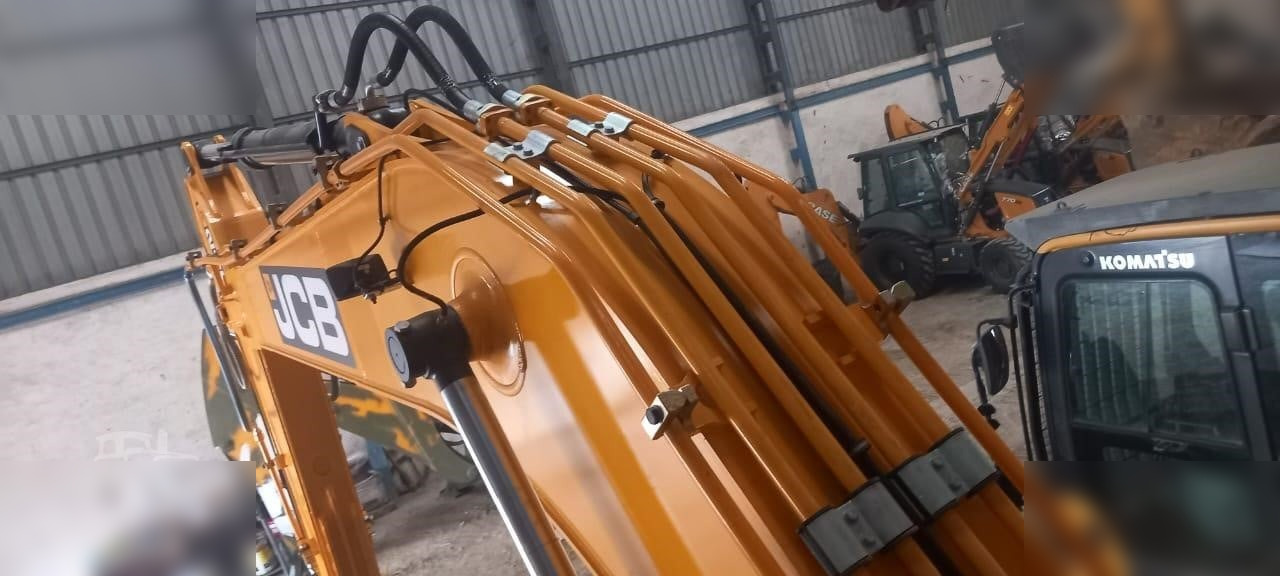 Escavadora de rastos nuevo JCB JS210 LC: foto 10