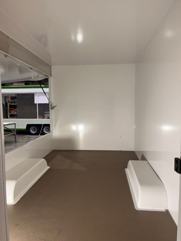 Esselmann Sandwich Anhänger Karello 4.2 Esselmann Sandwich Anhänger Karello 4.2 - Roulote bar: foto 5 Esselmann Sandwich Anhänger Karello 4.2 Esselmann Sandwich Anhänger Karello 4.2 - Roulote bar: foto 5