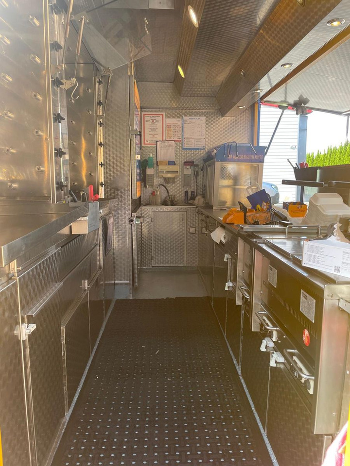 Fiat Hähnchengrill mobil Foodtruck - Food truck: foto 5 Fiat Hähnchengrill mobil Foodtruck - Food truck: foto 5