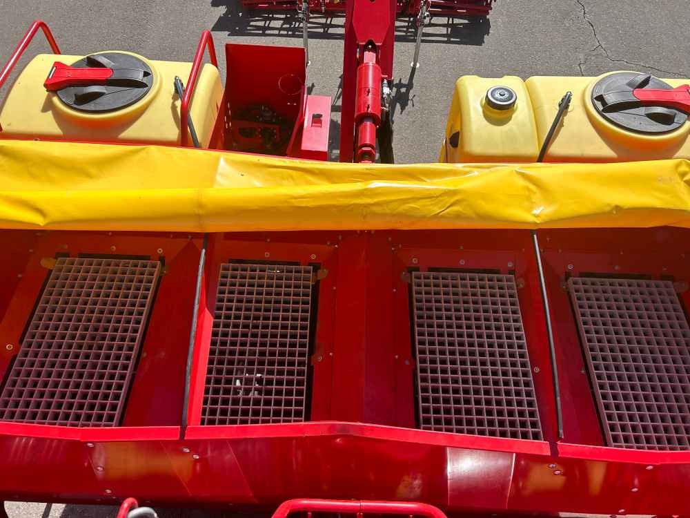 Grimme PRIOS 440 - Colheitadeira: foto 5 Grimme PRIOS 440 - Colheitadeira: foto 5