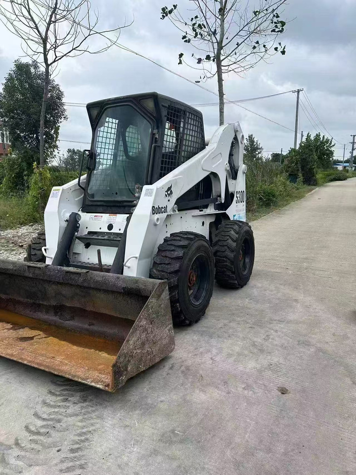 Bobcat S300 - Mini carregadeira: foto 4 Bobcat S300 - Mini carregadeira: foto 4