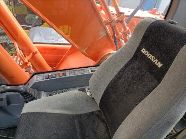 Doosan DX300 - Escavadora de rastos: foto 5 Doosan DX300 - Escavadora de rastos: foto 5