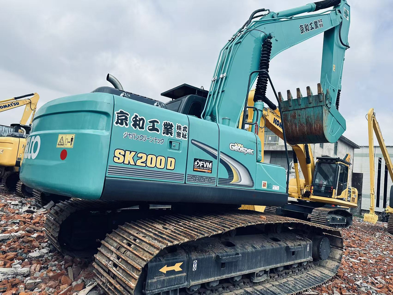 Kobelco SK200D - Escavadora de rastos: foto 2 Kobelco SK200D - Escavadora de rastos: foto 2
