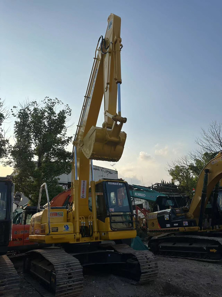 Komatsu pc220-7 - Escavadora de rastos: foto 5 Komatsu pc220-7 - Escavadora de rastos: foto 5