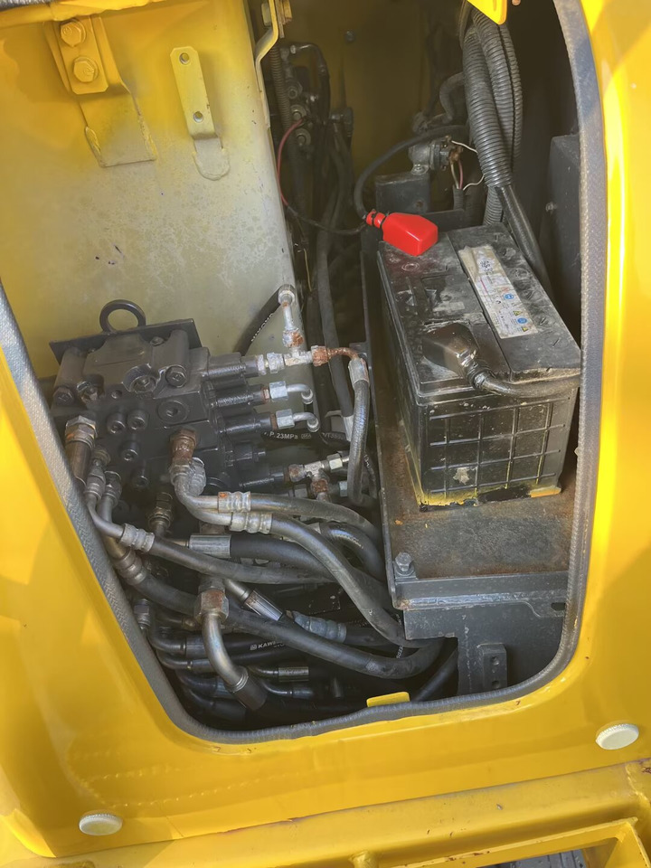 Komatsu PC56 - Mini escavadeira: foto 5 Komatsu PC56 - Mini escavadeira: foto 5