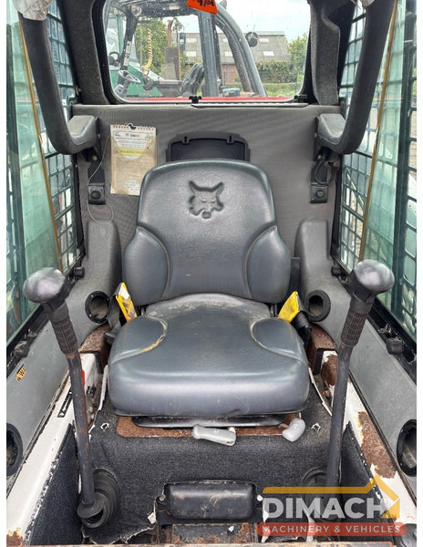 Bobcat S130 - Mini carregadeira: foto 5 Bobcat S130 - Mini carregadeira: foto 5