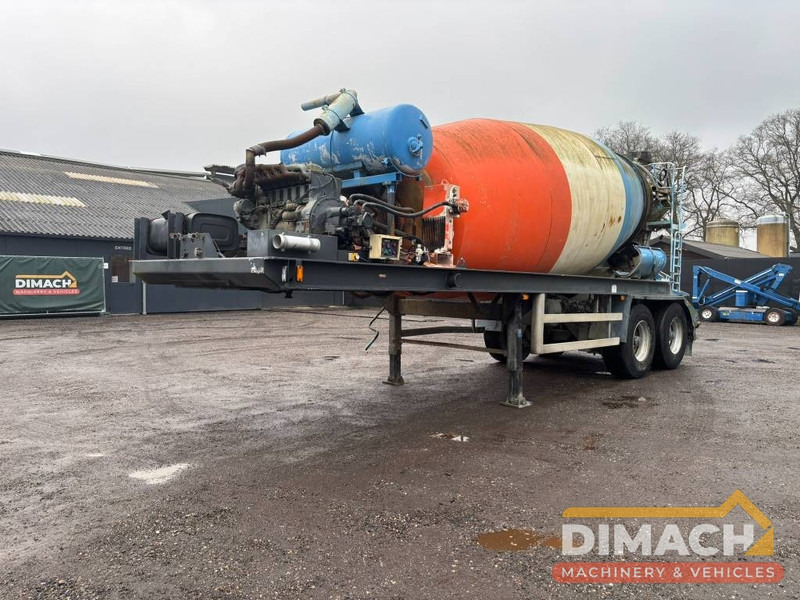 Deom Schmit Betonmixer 10m3 Deutz 6 cilinder engine 10m3 CIFA Mixer - Máquina de asfalto: foto 3 Deom Schmit Betonmixer 10m3 Deutz 6 cilinder engine 10m3 CIFA Mixer - Máquina de asfalto: foto 3