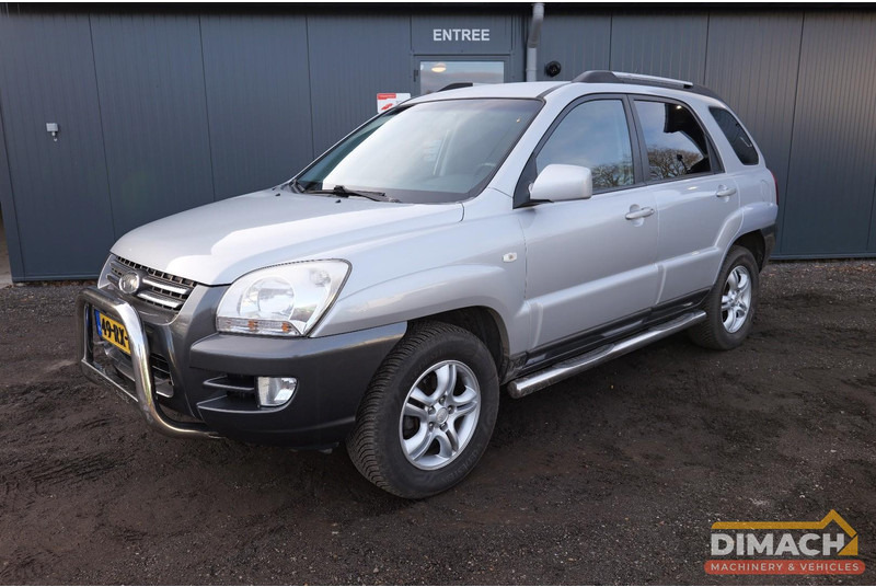 Kia Sportage 1.9L benzine - NL auto - winterbanden - apk 20-7-26 - SUV: foto 1 Kia Sportage 1.9L benzine - NL auto - winterbanden - apk 20-7-26 - SUV: foto 1