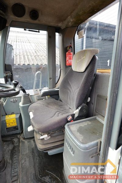 Liebherr L556 Like new!! Airco, quick coupler, skeleton bucket with teeths - Carregadeira: foto 5 Liebherr L556 Like new!! Airco, quick coupler, skeleton bucket with teeths - Carregadeira: foto 5