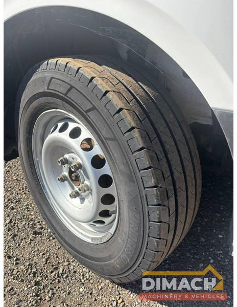 MAN TGE 3.180 L4H3 maxi Engine problem - motorschade -VW crafter L4H3 maxi bus - koffer - klima - euro 6 - Furgão: foto 4 MAN TGE 3.180 L4H3 maxi Engine problem - motorschade -VW crafter L4H3 maxi bus - koffer - klima - euro 6 - Furgão: foto 4