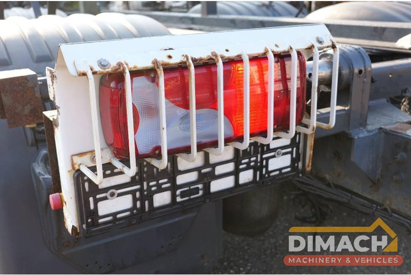 Caminhão chassi Scania P230 P 230 Euro 5 6x2*4 TOP!! Retarder right hand steer: foto 16 Caminhão chassi Scania P230 P 230 Euro 5 6x2*4 TOP!! Retarder right hand steer: foto 16