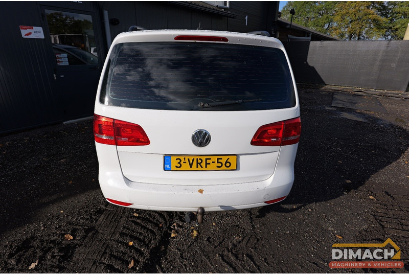 Volkswagen Touran VAN 1.6 TDI 77 KW AUT Volkswagen Touran grijs kenteken DSG automaat diesel - Furgão compacto: foto 3 Volkswagen Touran VAN 1.6 TDI 77 KW AUT Volkswagen Touran grijs kenteken DSG automaat diesel - Furgão compacto: foto 3