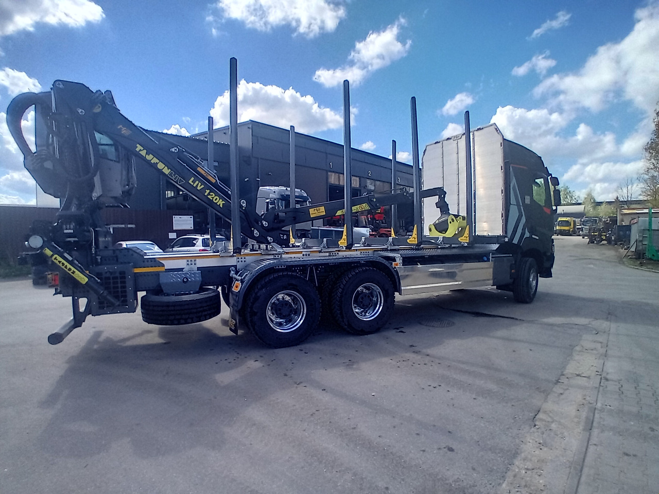 Hydrofast Renault K Renault Trucks K520 P6x4 Możliwość odliczenia VAT, Do negocjacji, Faktura VAT - Caminhão florestal, Caminhão grua: foto 5 Hydrofast Renault K Renault Trucks K520 P6x4 Możliwość odliczenia VAT, Do negocjacji, Faktura VAT - Caminhão florestal, Caminhão grua: foto 5